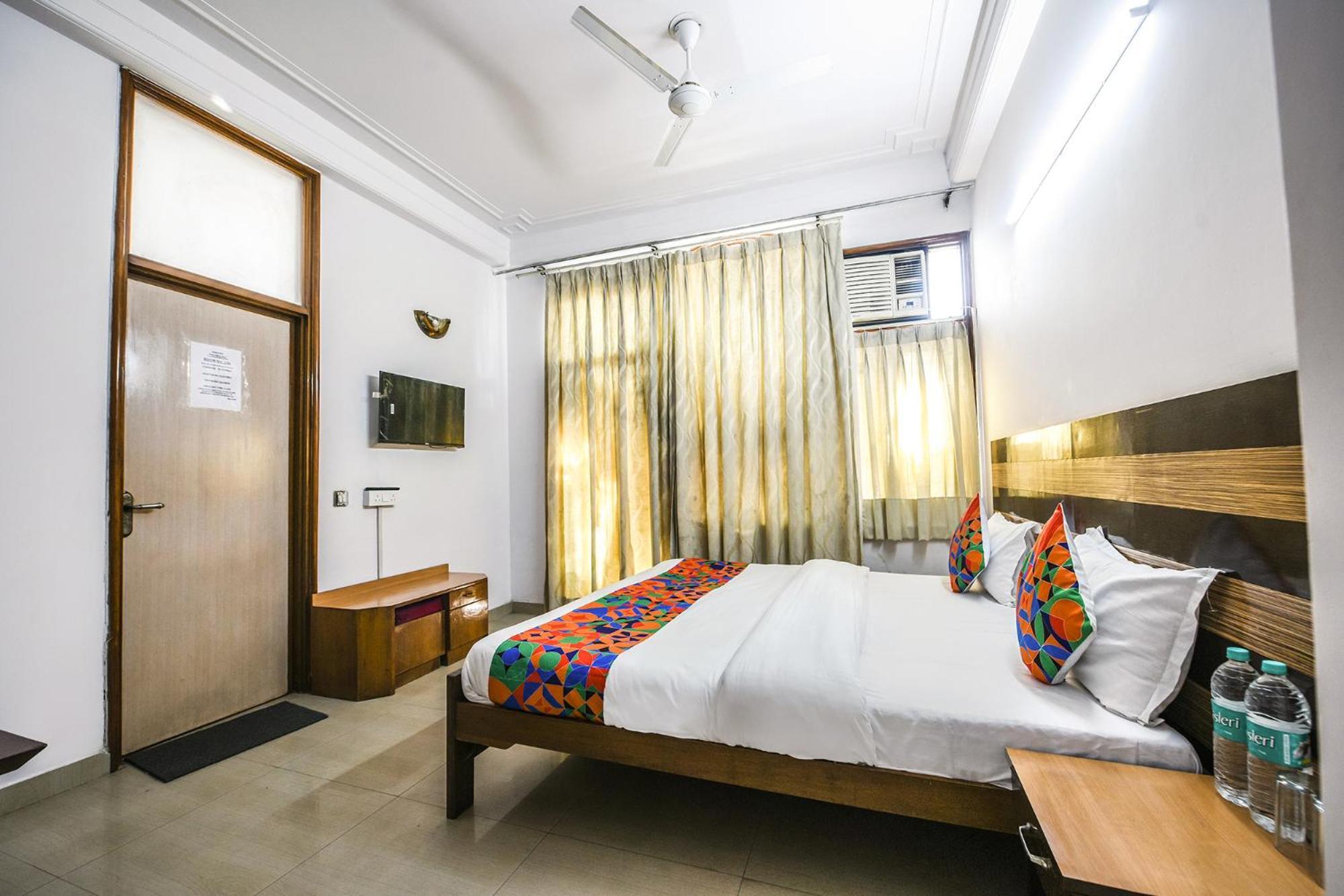Hotel Fabhotel Sunrise Villa 3*