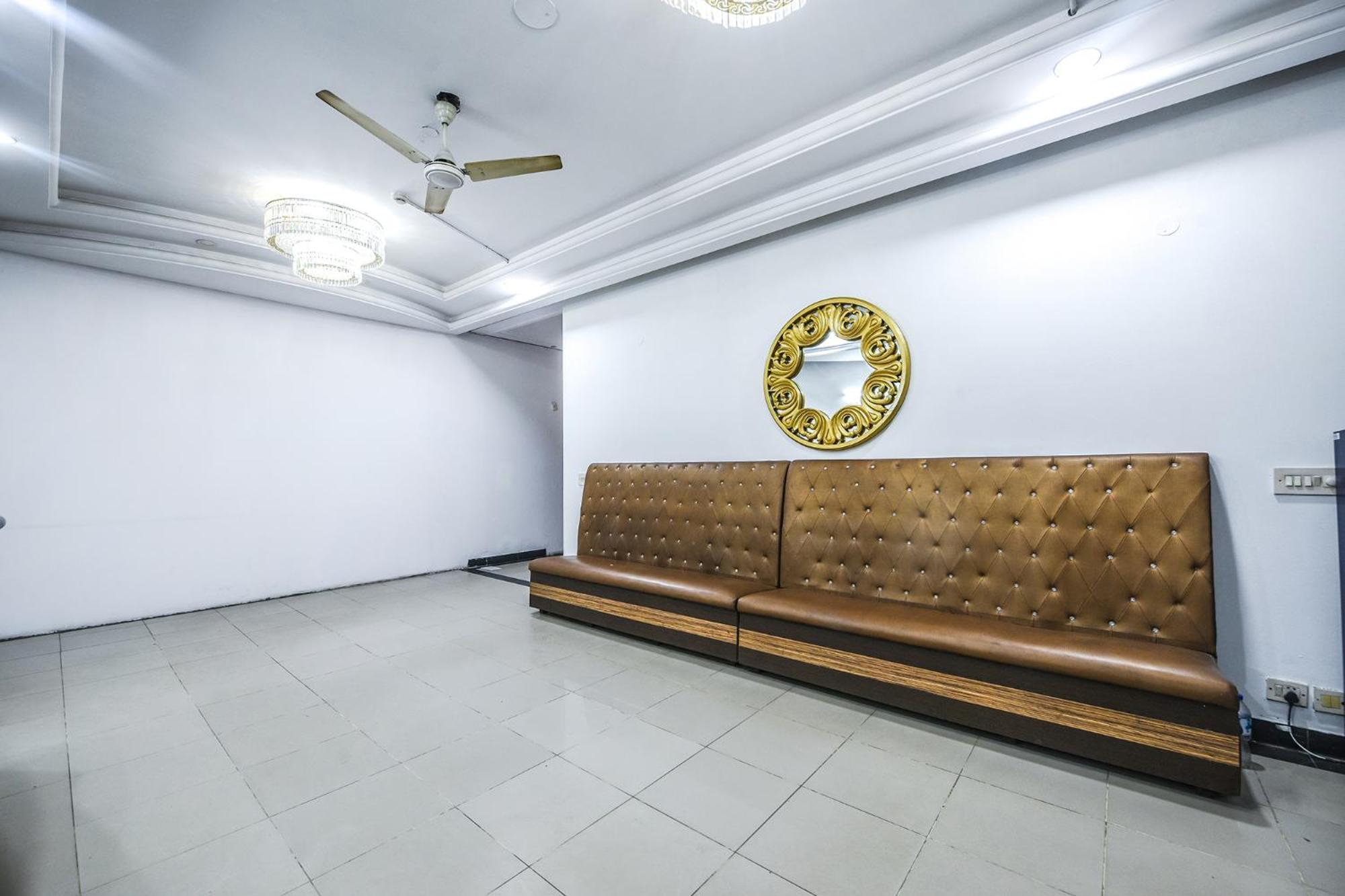 Fabhotel Sunrise Villa Hotel 3*